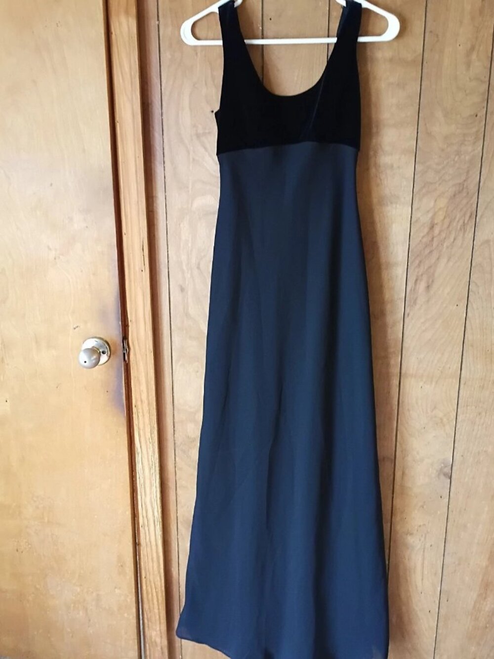 zum zum by niki livas 90s vintage dress | Dresses | Zum Zum By Niki Livas Black Velvet Bodice Maxi Size 5 9s Formal Sleeve Style_Drop Shoulder Sleeves